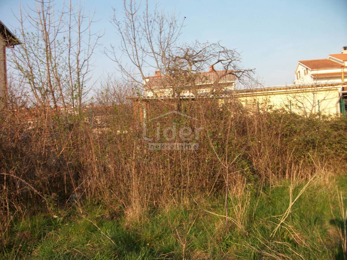 Zemljišče Marinići, 1680m2
