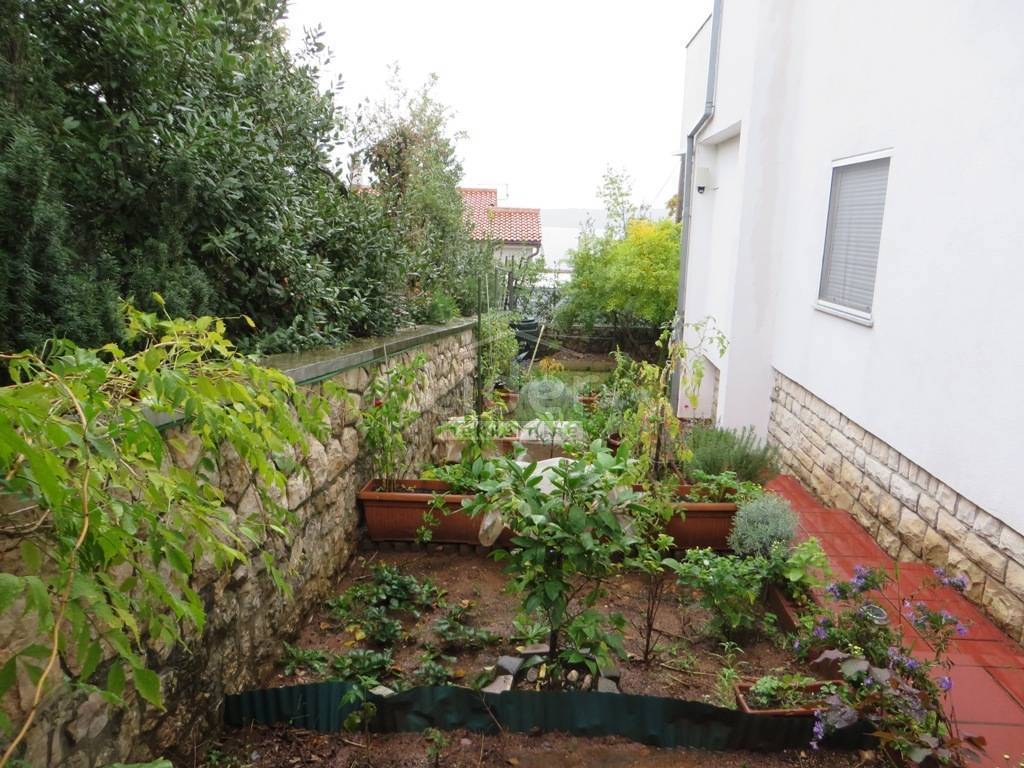 Hiša Vantačići, 302m2