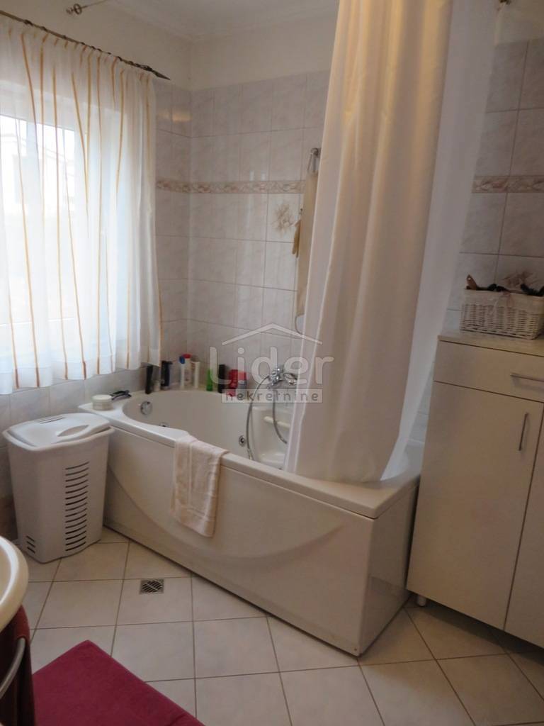 Hiša Vantačići, 302m2