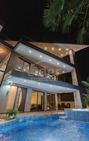 Hiša Opatija - Centar, 750m2