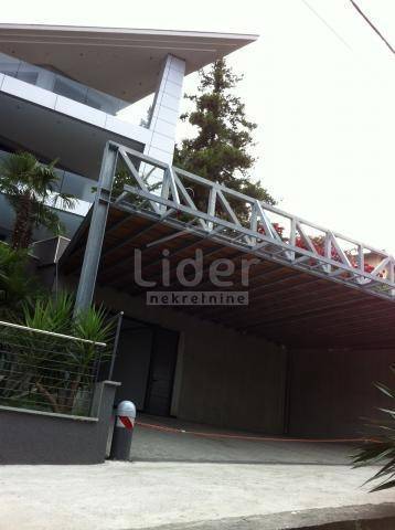 Hiša Opatija - Centar, 750m2