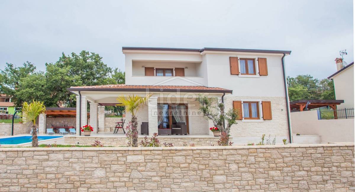 Hiša Kaštelir, 190m2