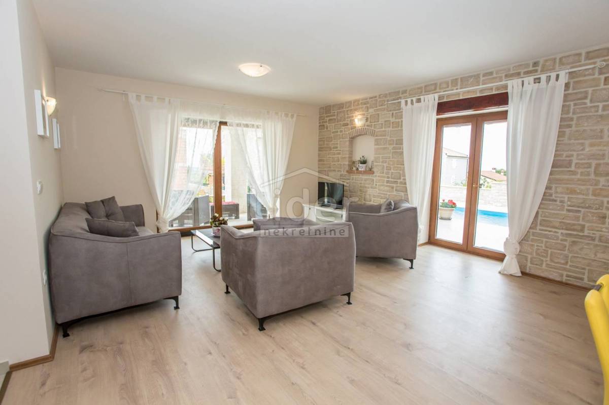 Hiša Kaštelir, 190m2