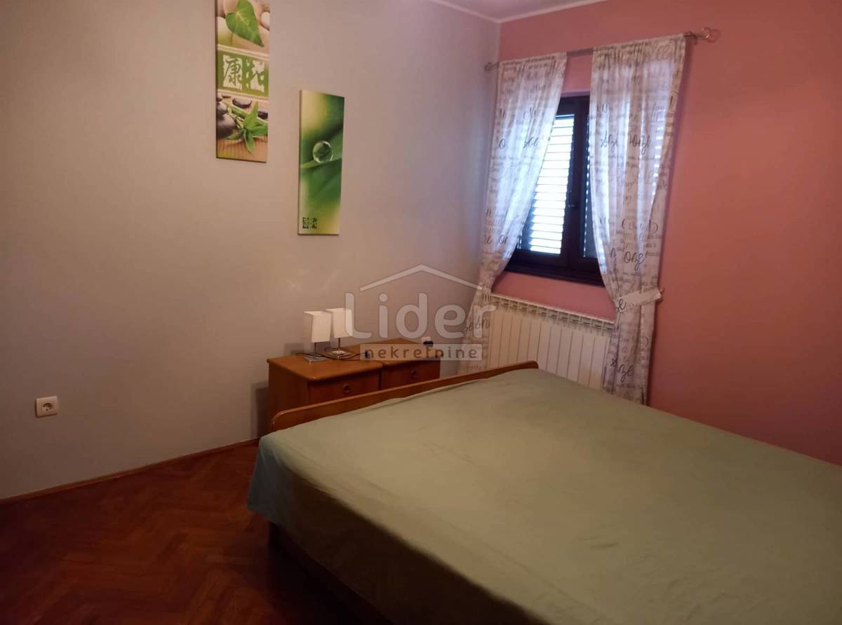 Hiša Svetvinčenat, 250m2