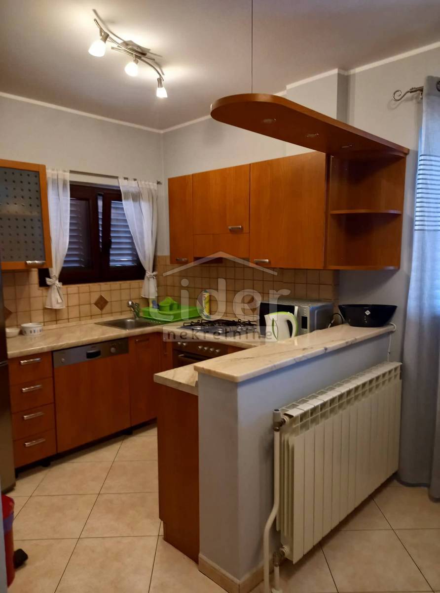 Hiša Svetvinčenat, 250m2