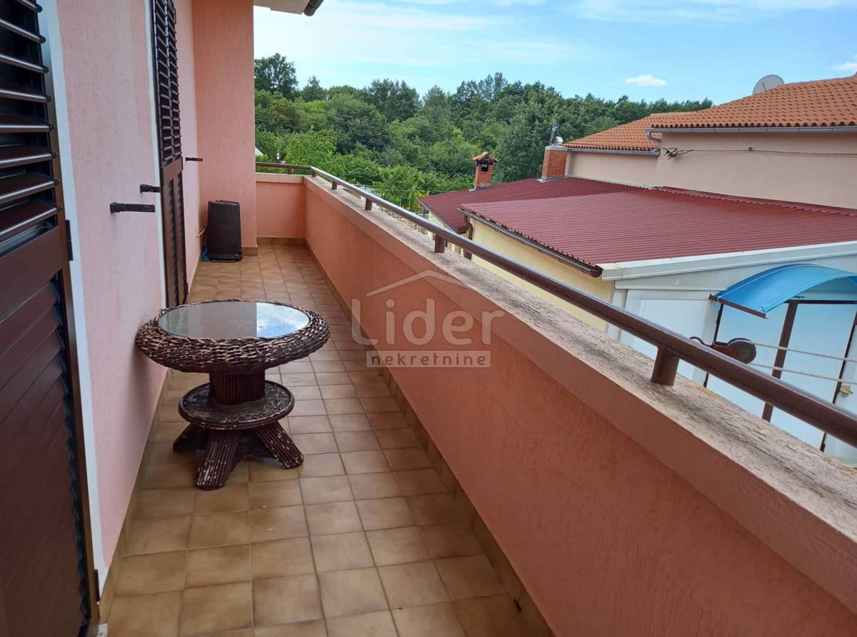 Hiša Svetvinčenat, 250m2