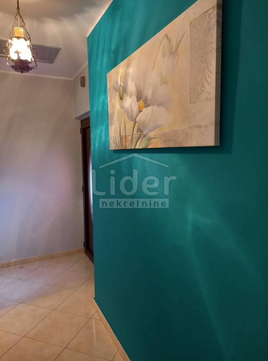 Hiša Svetvinčenat, 250m2