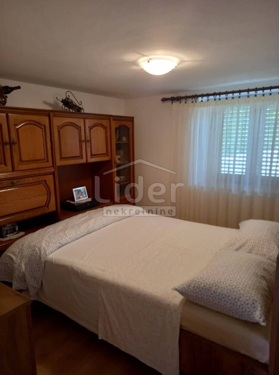 Hiša Svetvinčenat, 250m2