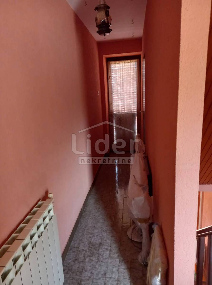 Hiša Svetvinčenat, 250m2