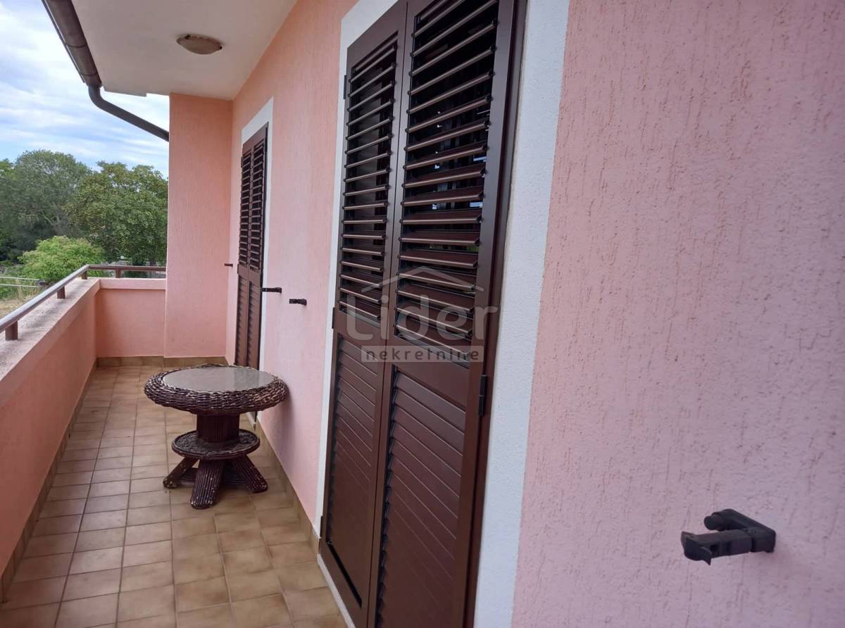 Hiša Svetvinčenat, 250m2