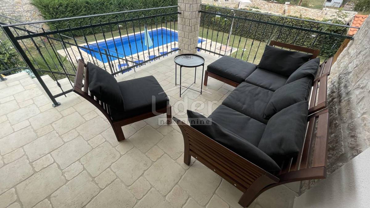 Hiša Valkarin, 165m2