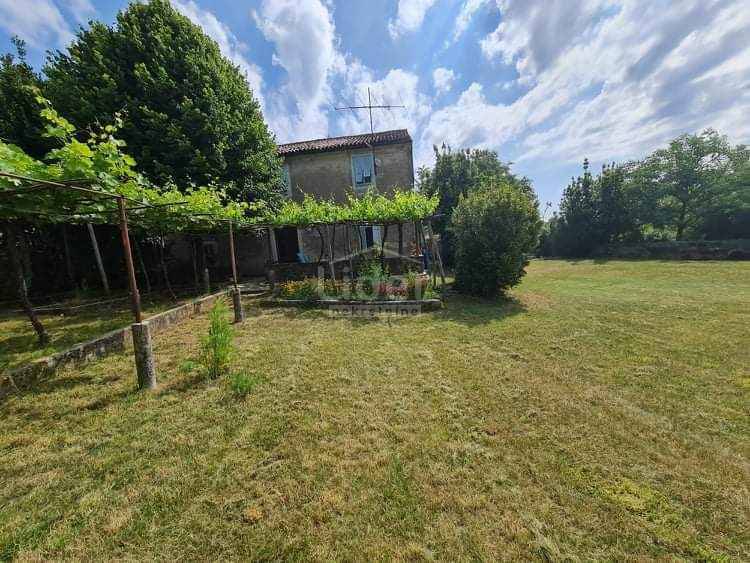 Hiša Nedešćina, 110m2