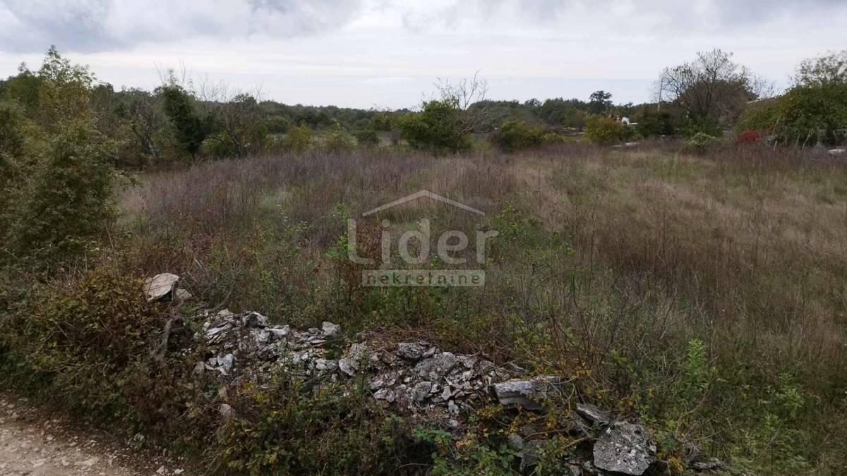 Zemljišče Tomišići, 5320m2