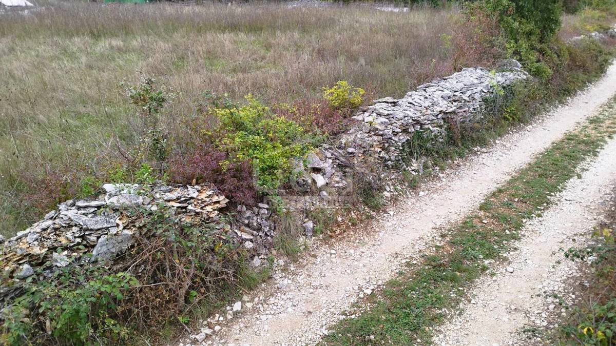 Zemljišče Tomišići, 5320m2