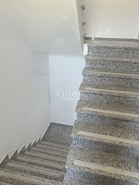 Stanovanje Povljana, 67m2