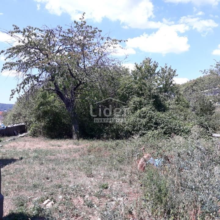 Zemljišče Viškovo, 1643m2