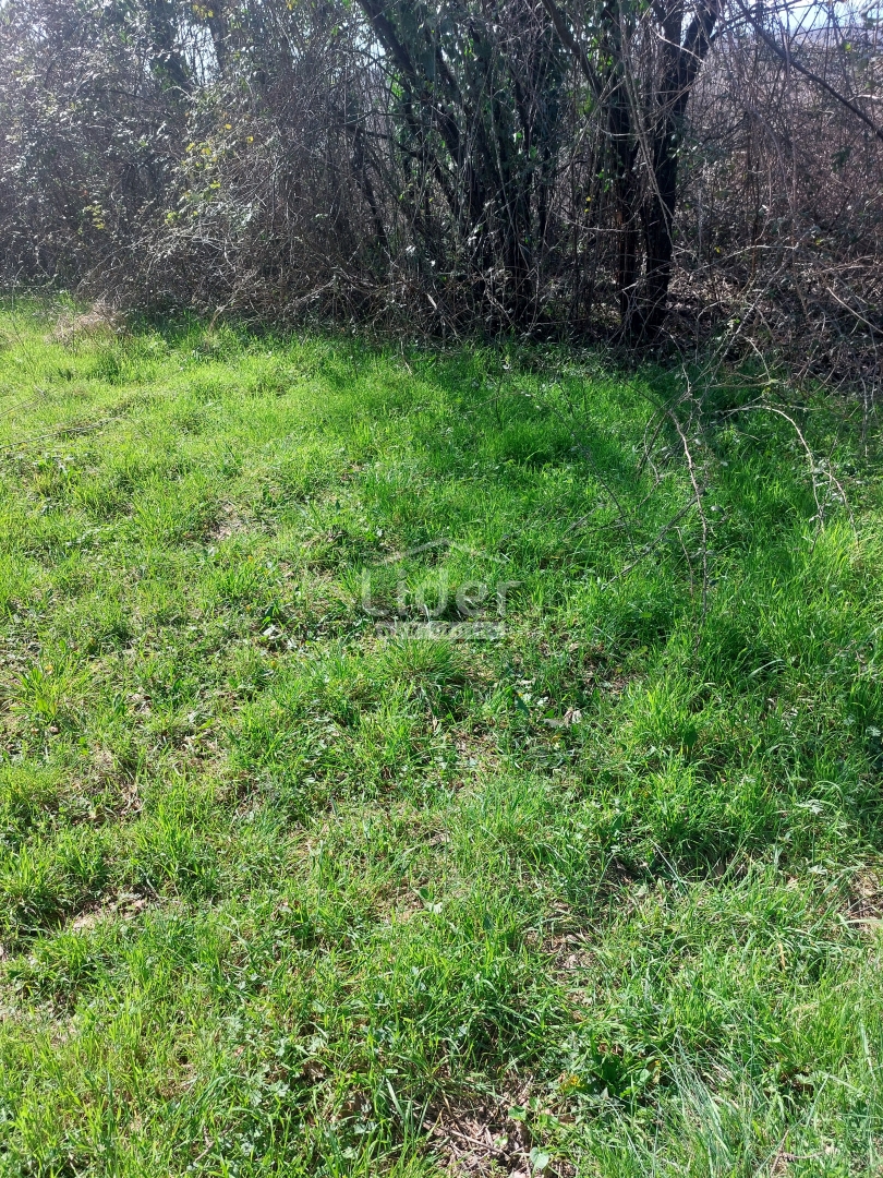 Zemljišče Viškovo, 1643m2