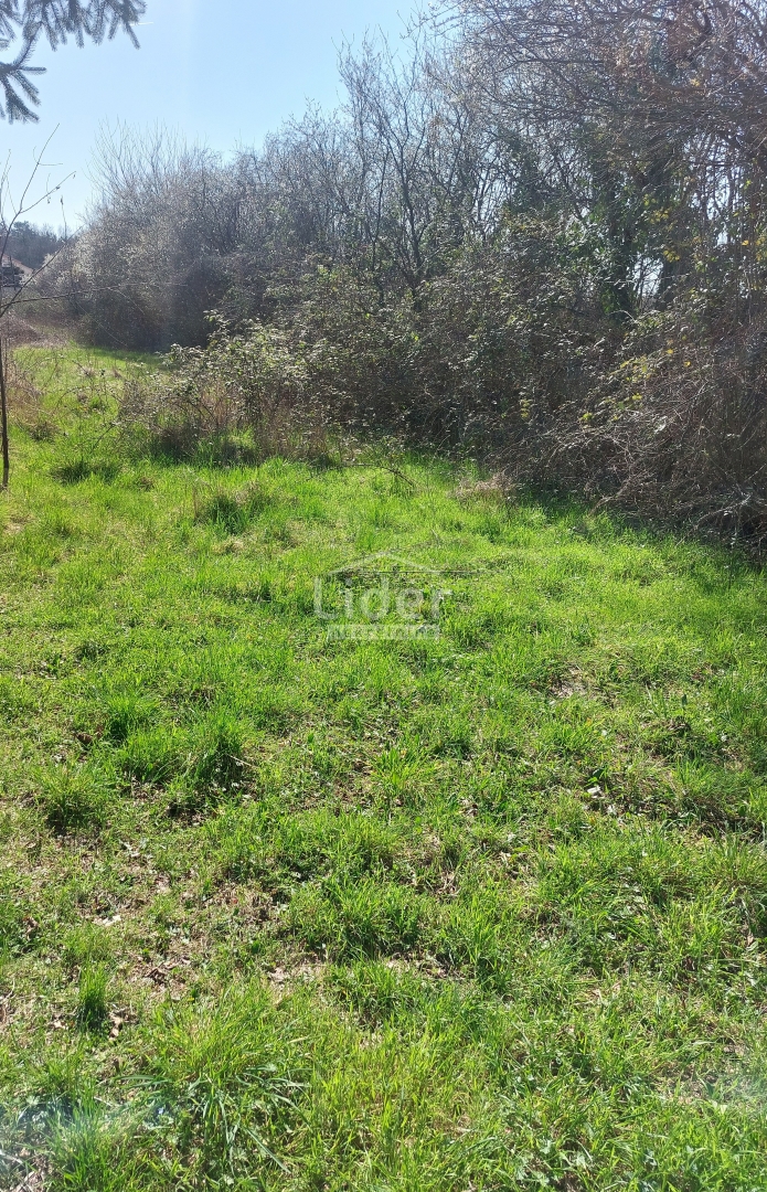 Zemljišče Viškovo, 1643m2