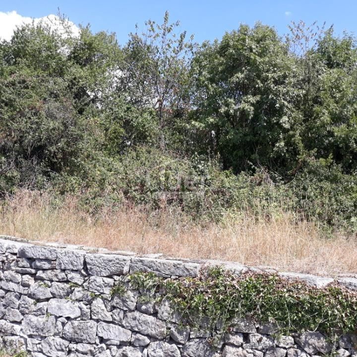 Zemljišče Viškovo, 1643m2