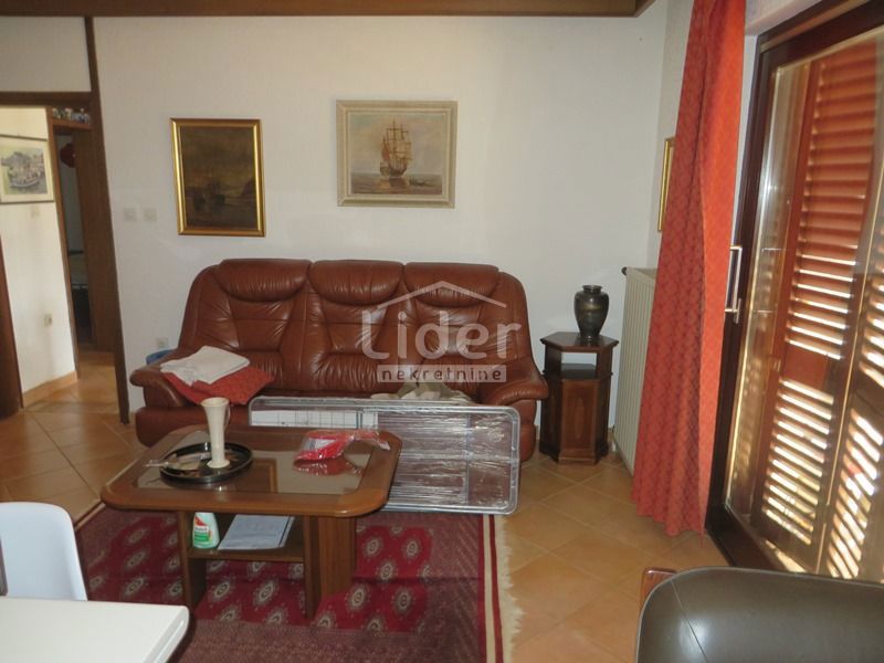 Hiša Pinezići, 406m2