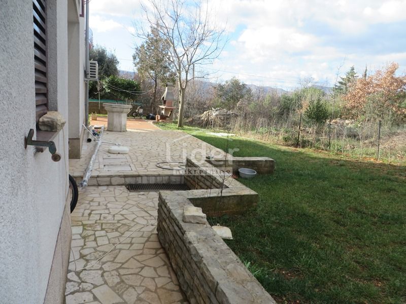 Hiša Pinezići, 406m2