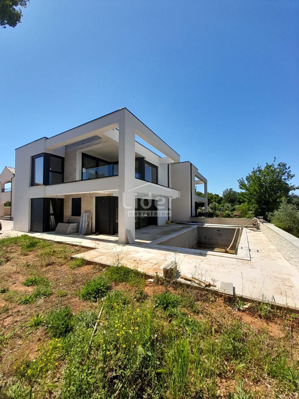 Hiša Malinska, 286m2