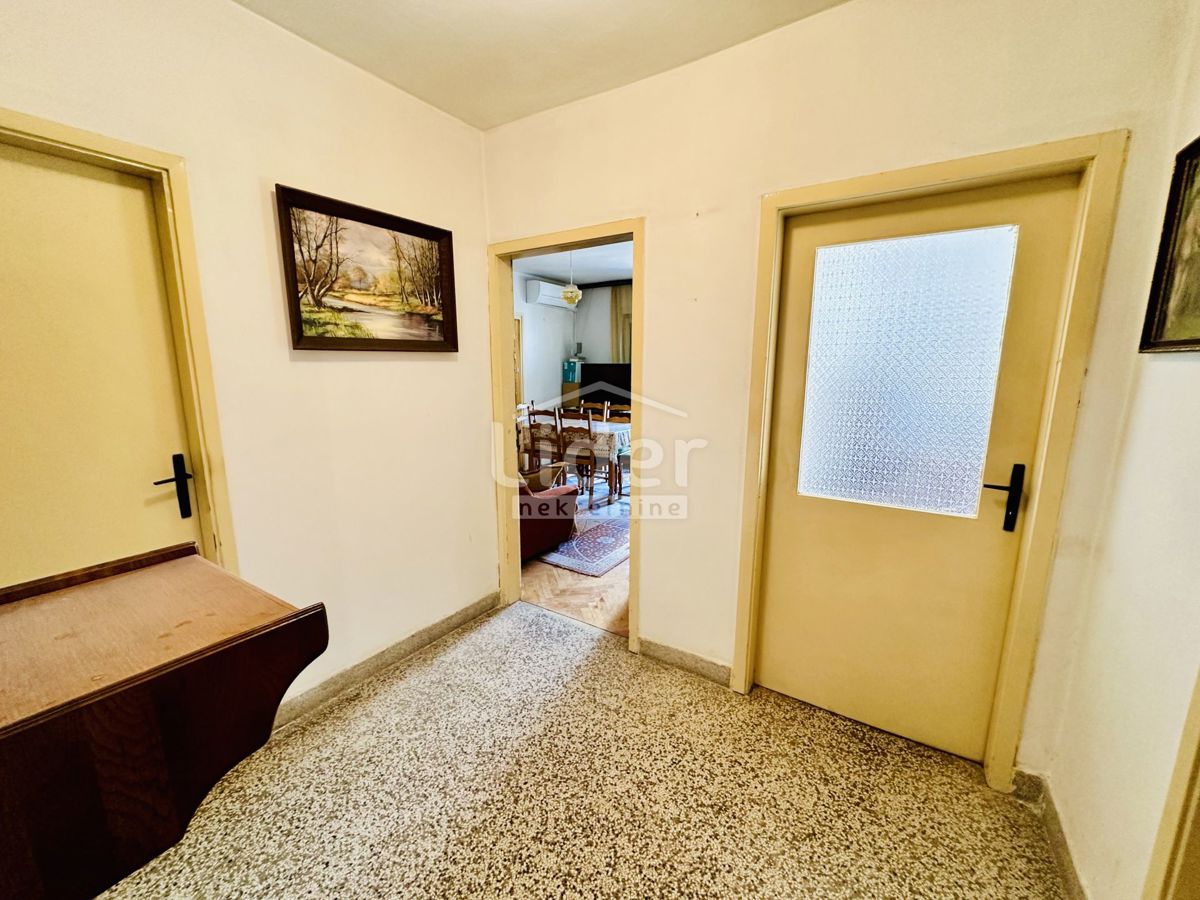 Stanovanje Obrovac, 80m2