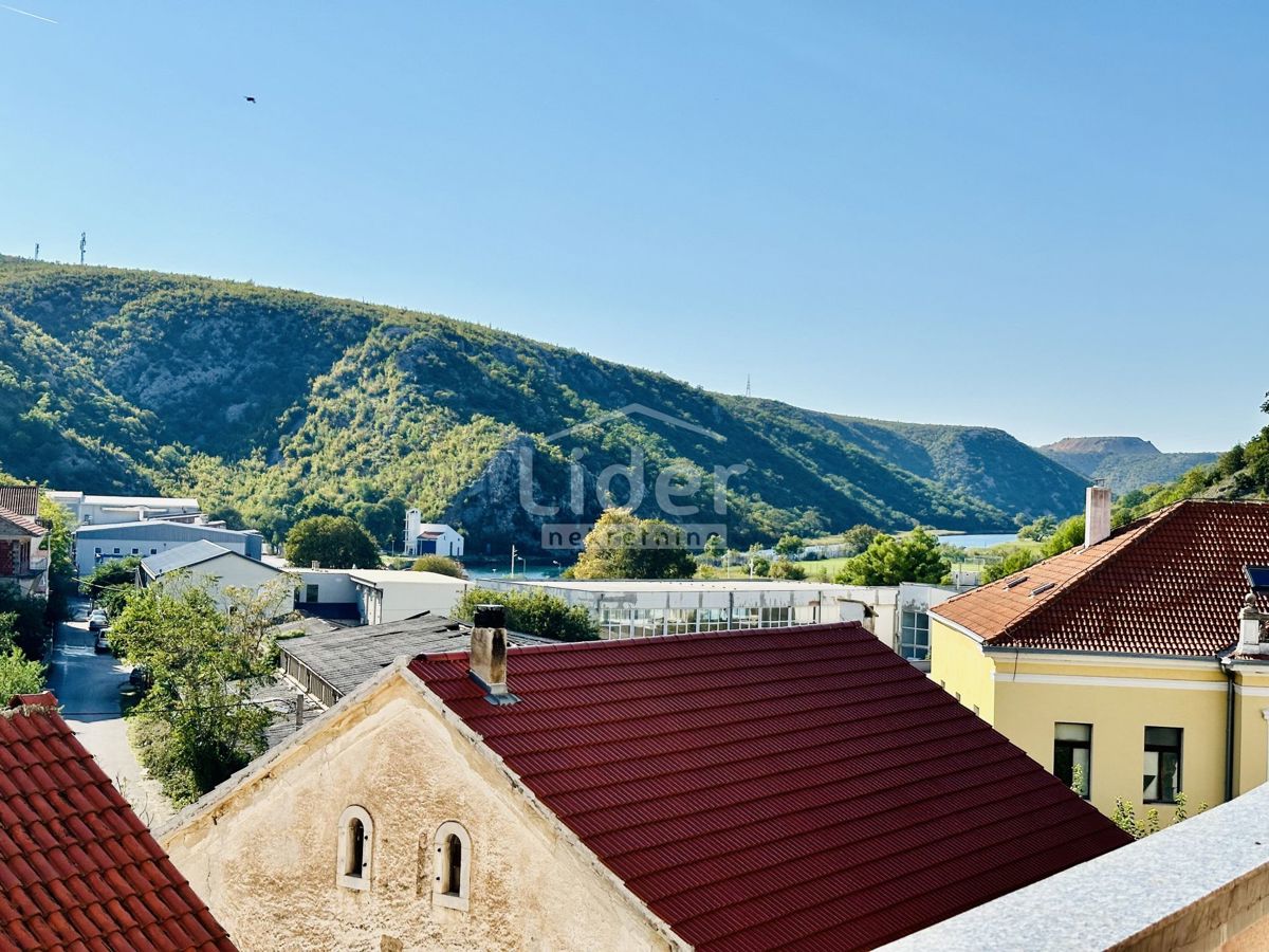 Stanovanje Obrovac, 80m2