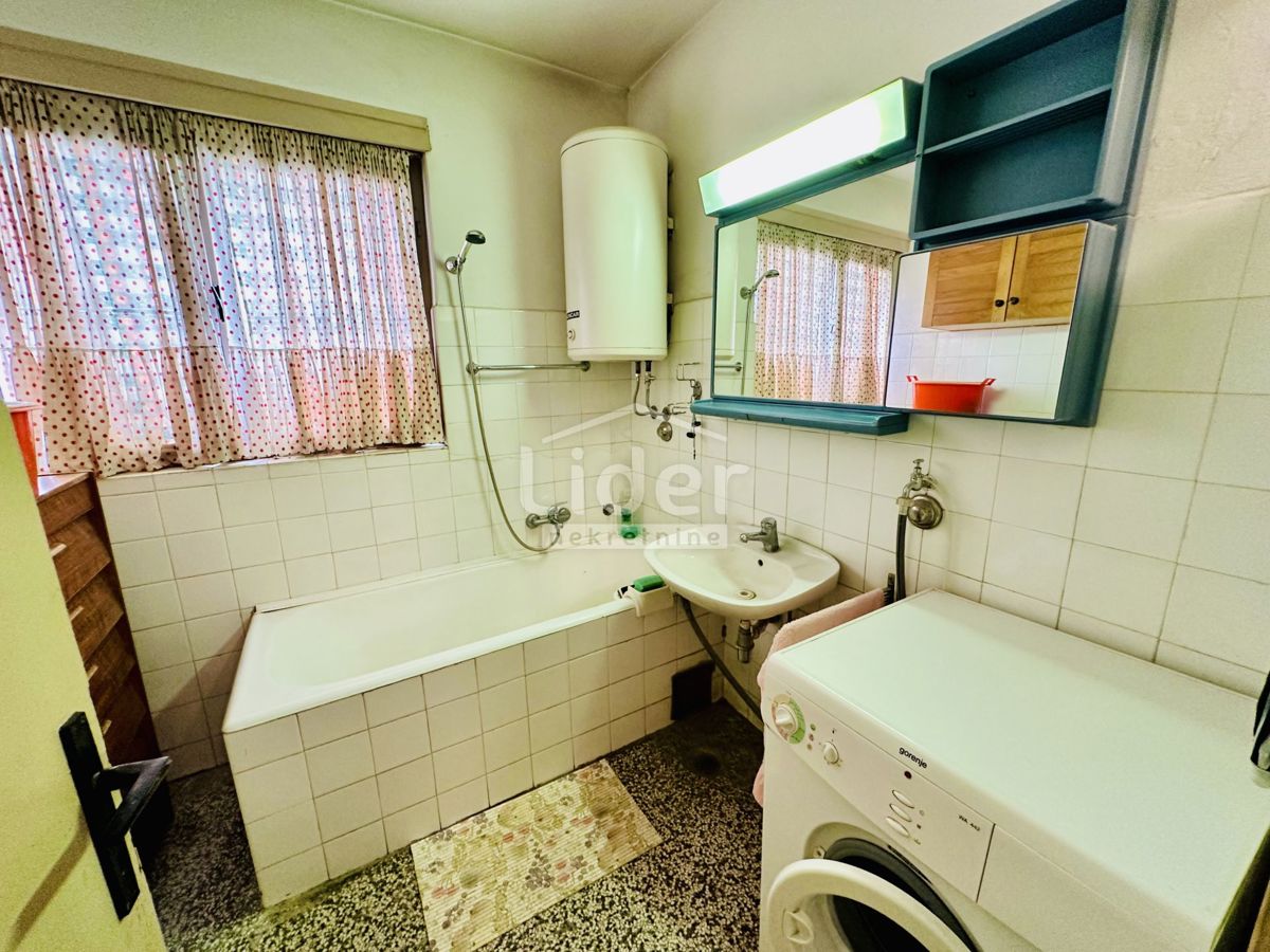 Stanovanje Obrovac, 80m2