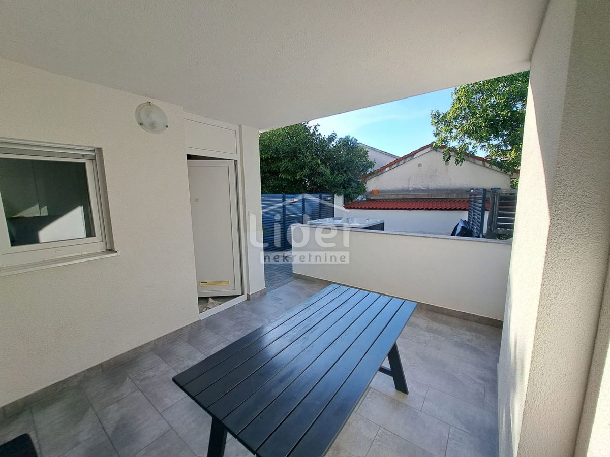 Stanovanje Novalja, 70m2