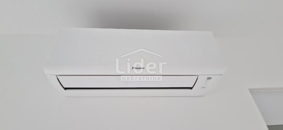 Stanovanje Novalja, 72m2