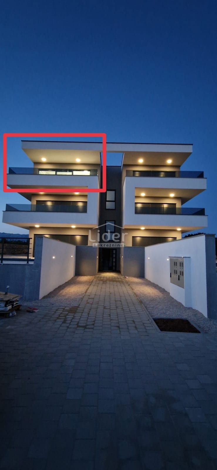 Stanovanje Novalja, 72m2