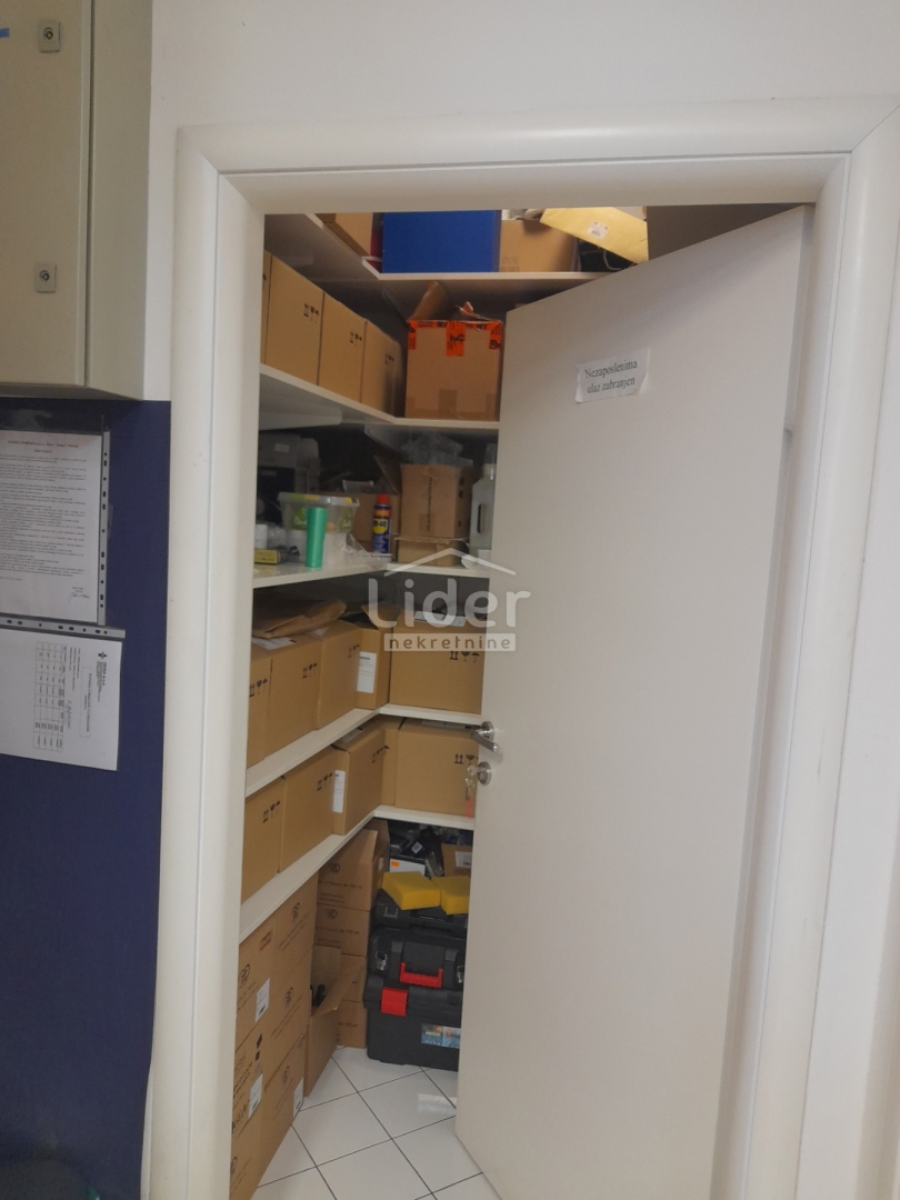 Poslovni prostor Škurinje, 83m2