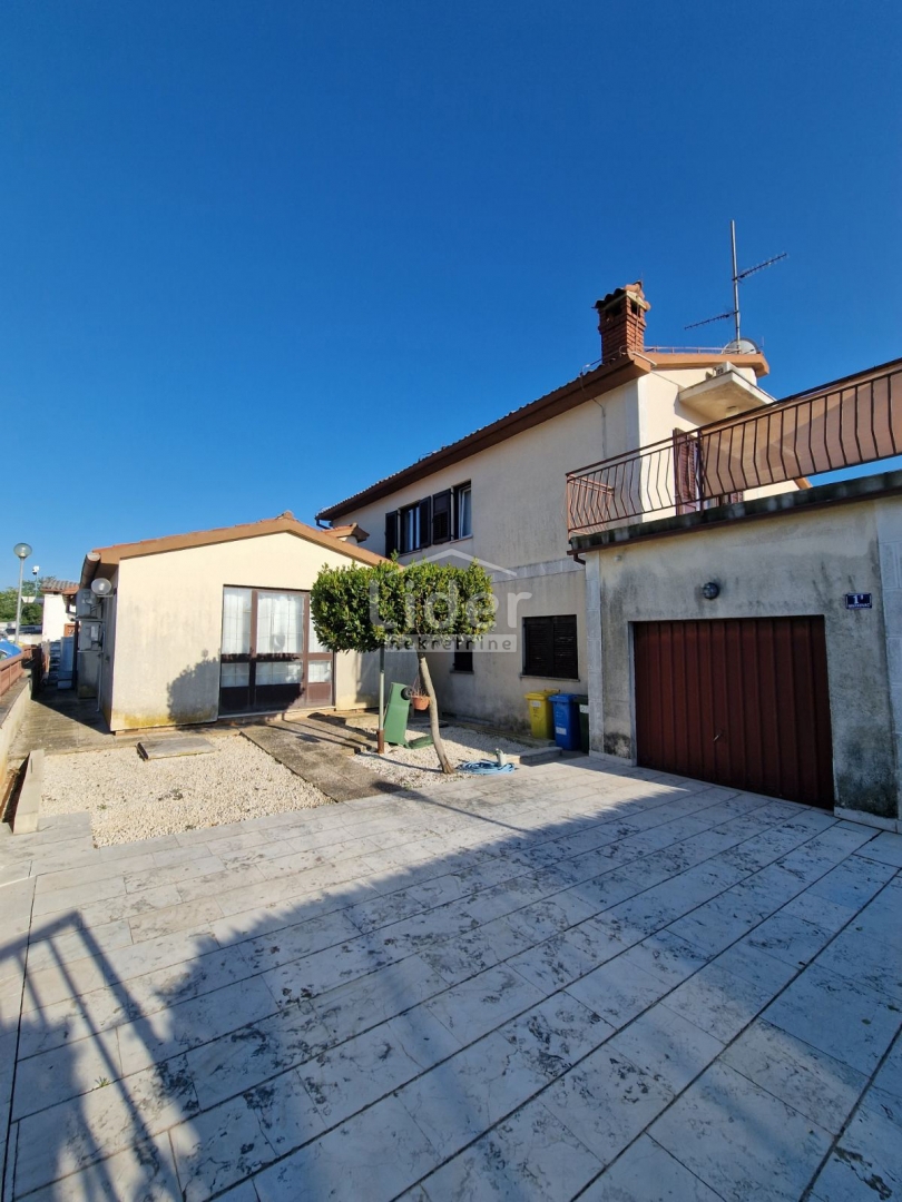 Hiša Višnjan, 677m2