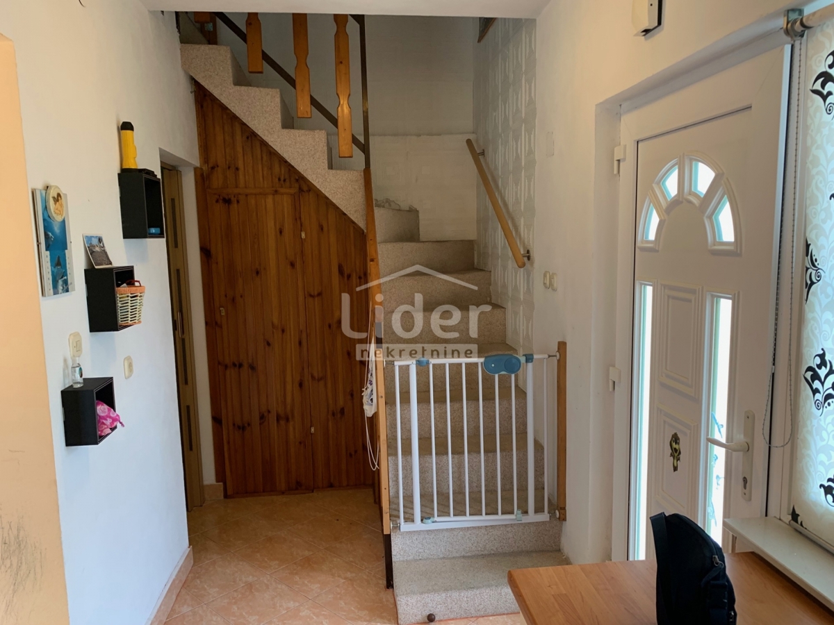 Hiša Drenova, 125m2