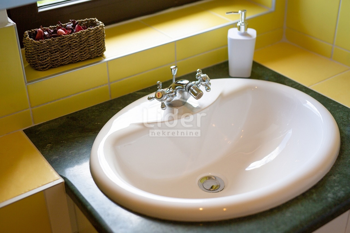 Hiša Grobnik, 198m2