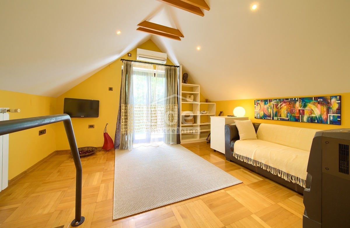 Hiša Grobnik, 198m2