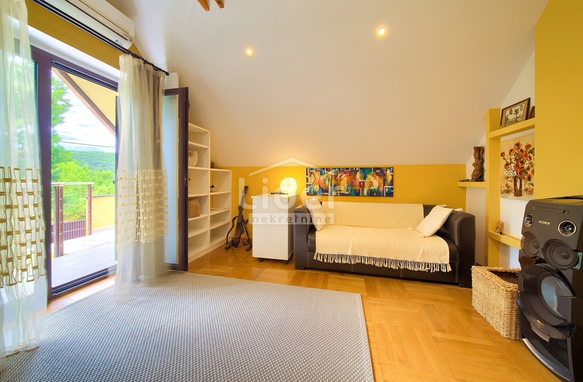 Hiša Grobnik, 198m2