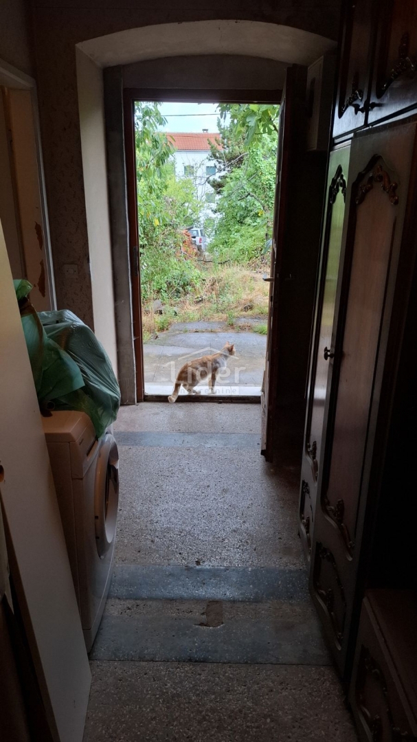 Stanovanje Drenova, 75m2