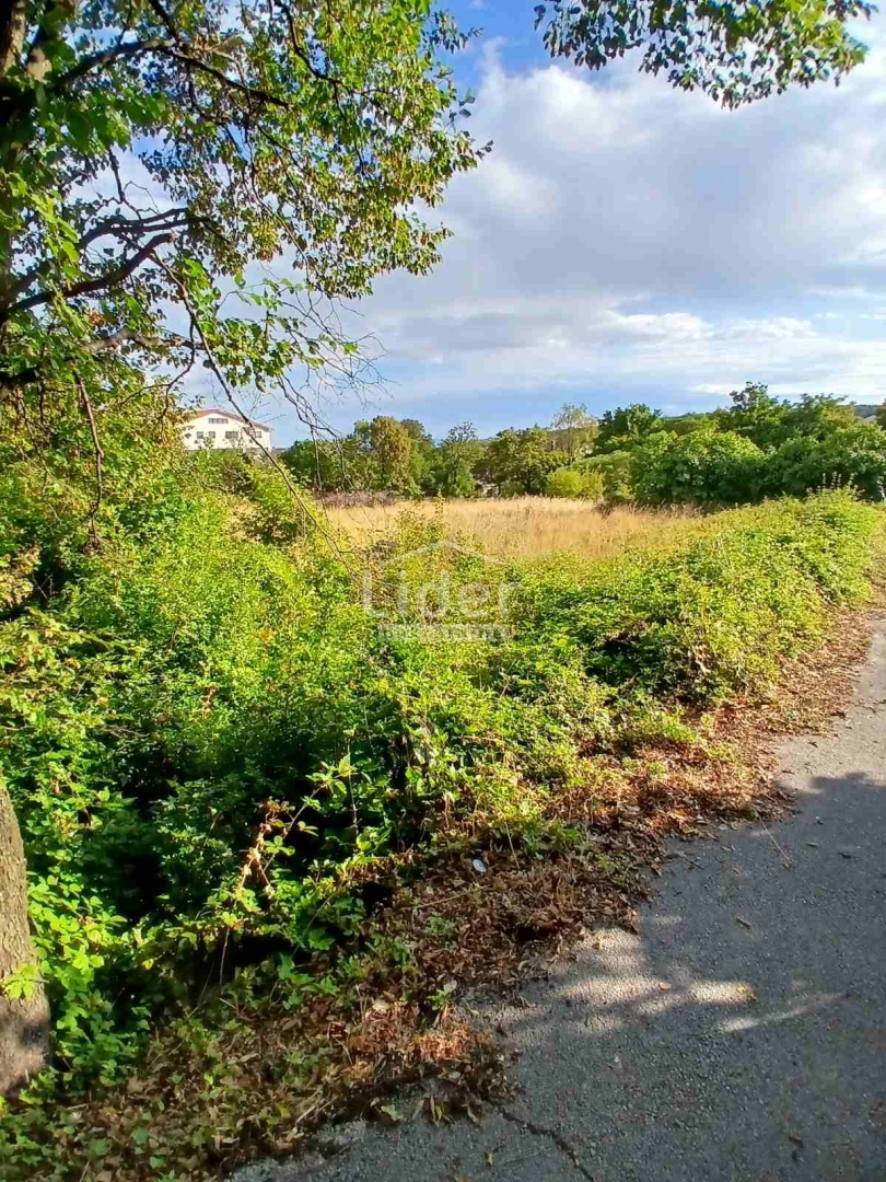 Zemljišče Kukuljanovo, 1017m2