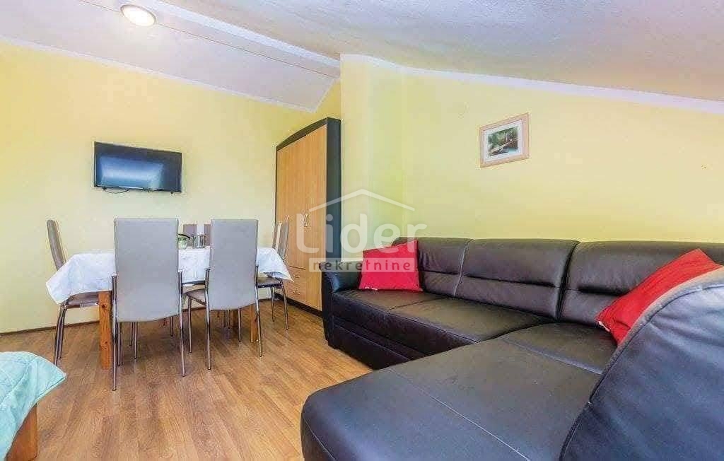 Hiša Bogovići, 230m2