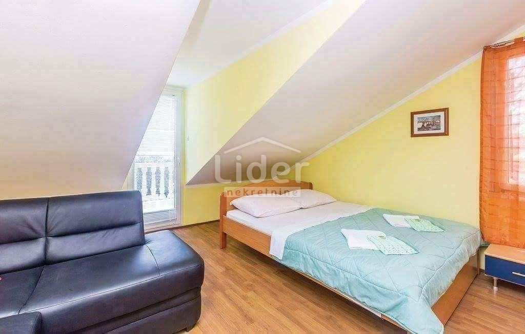 Hiša Bogovići, 230m2