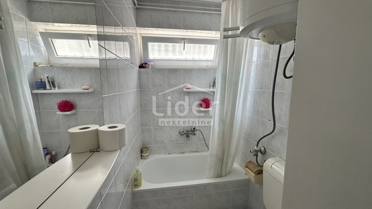 Nadstropje Donji Karin, 143m2