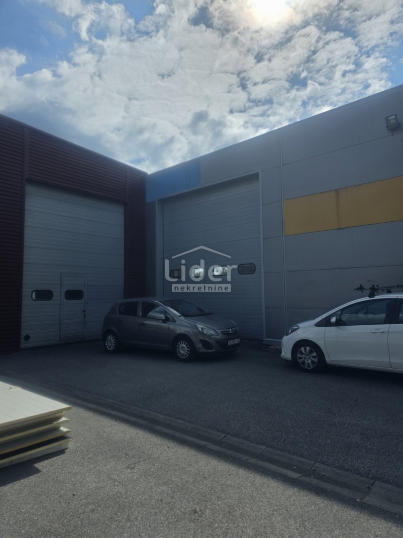 Poslovni prostor Rupa, 568m2