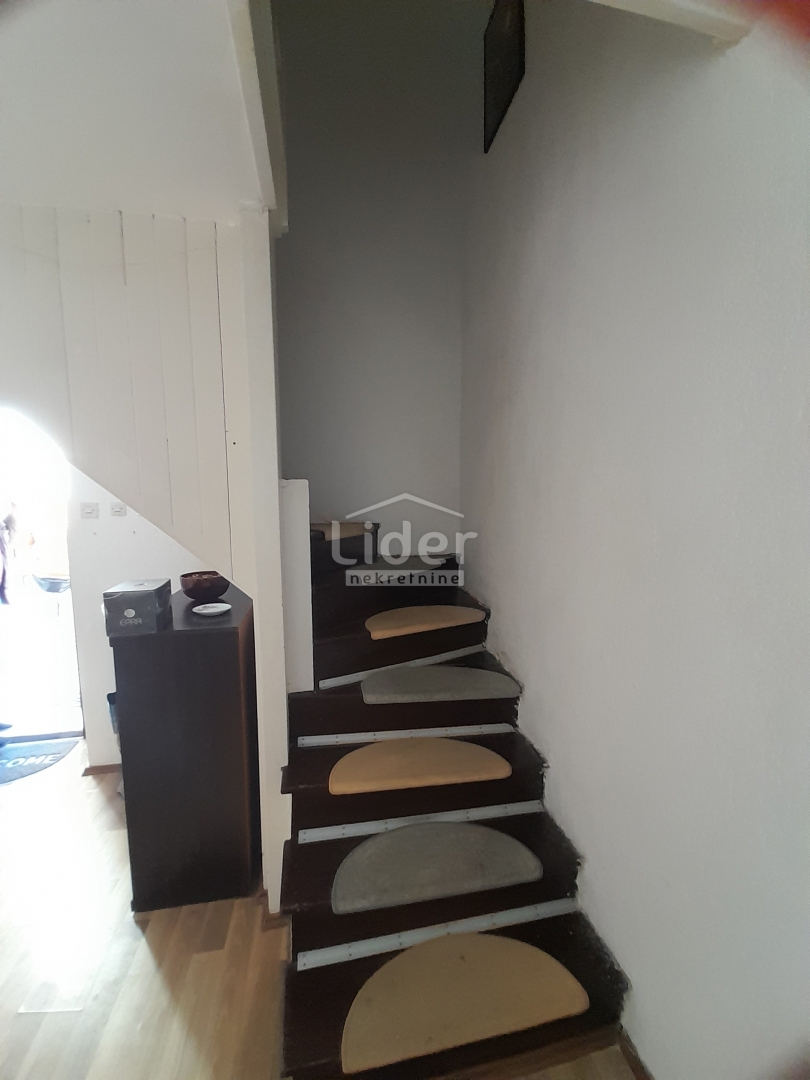 Stanovanje Mali Lošinj, 90m2