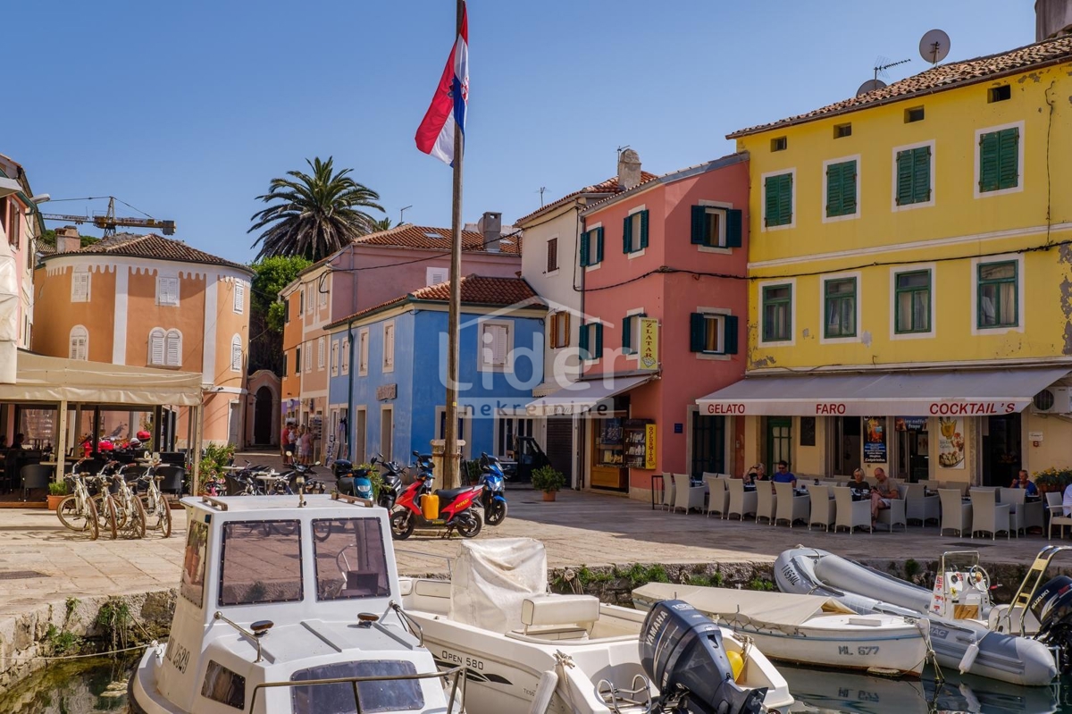 Poslovni prostor Veli Lošinj, 54m2