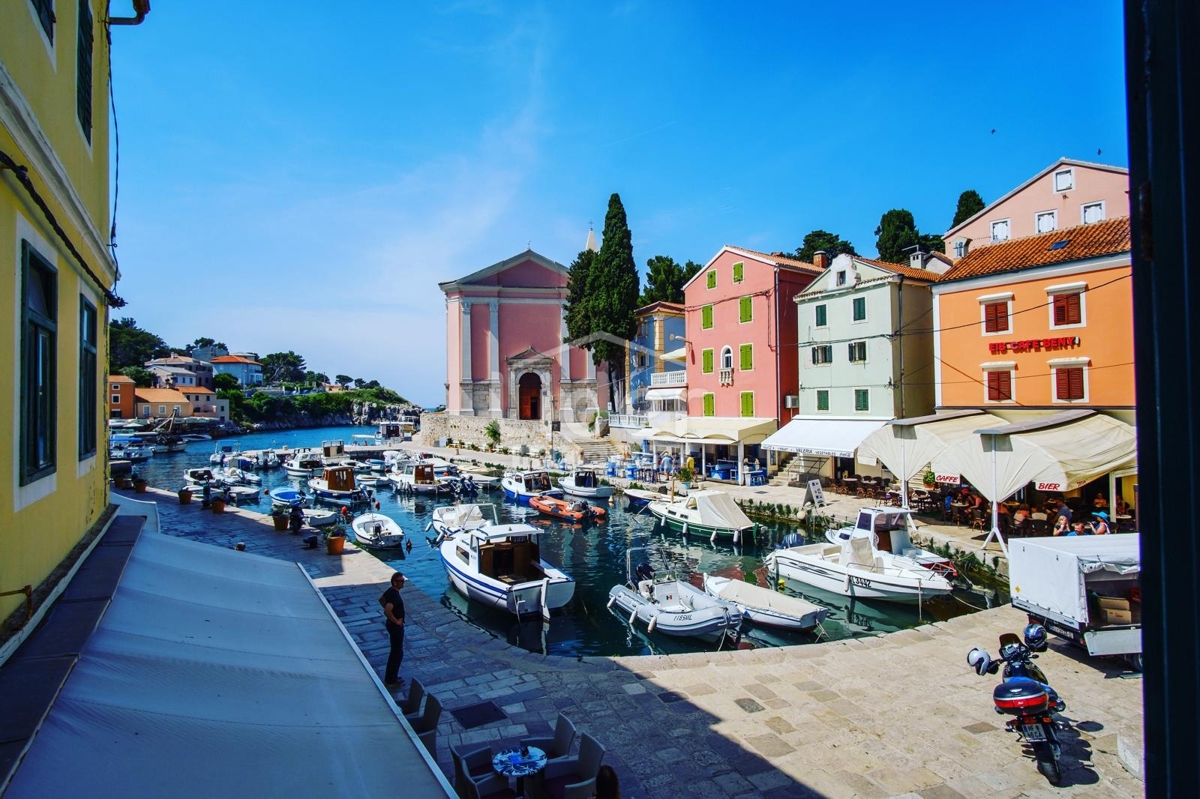 Poslovni prostor Veli Lošinj, 54m2