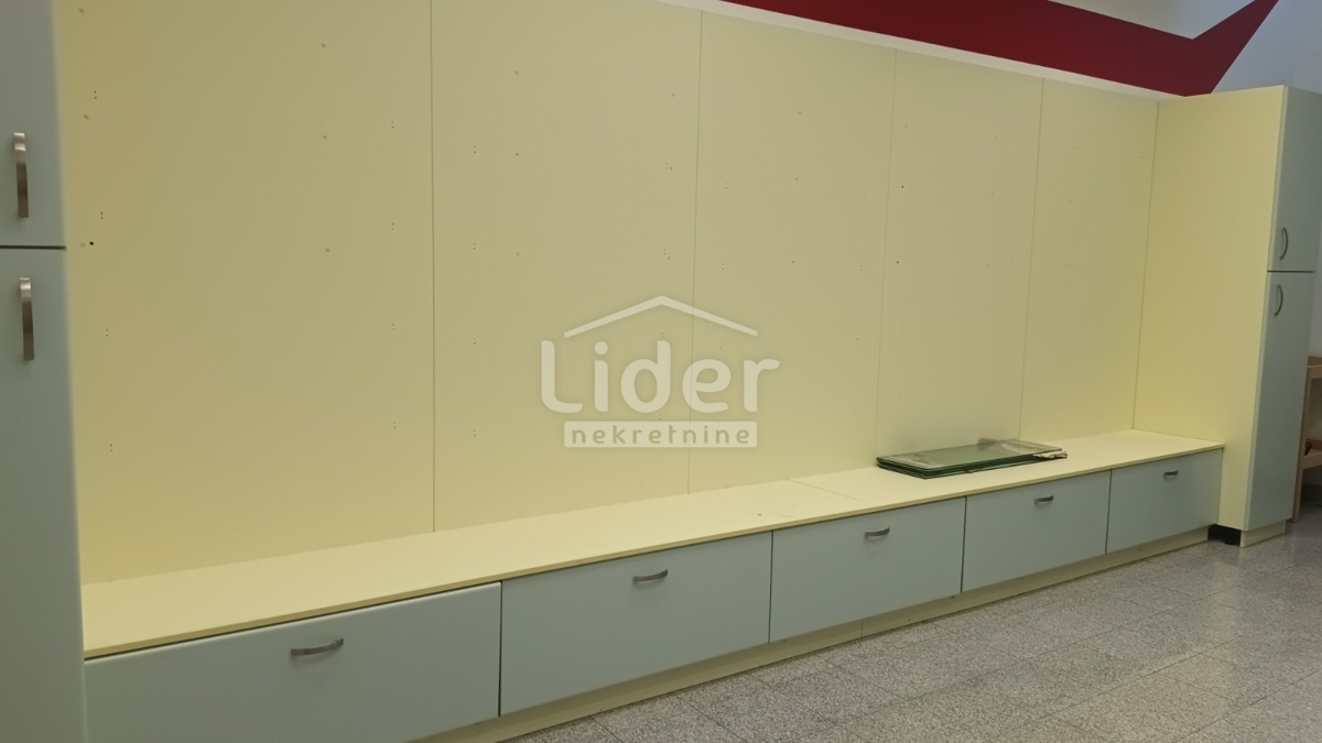 Poslovni prostor Viškovo, 23m2