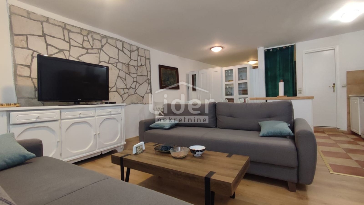 Hiša Crikvenica, 360m2