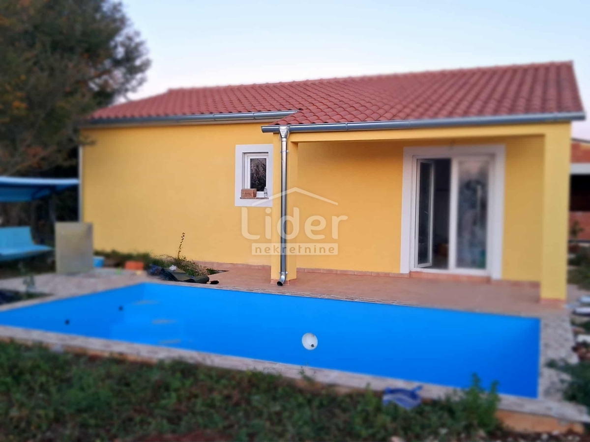 Hiša Svetvinčenat, 70m2